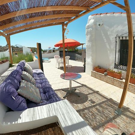 Cortijo Naturista Con Vistas-Clothing Optional Oria Bagian luar foto