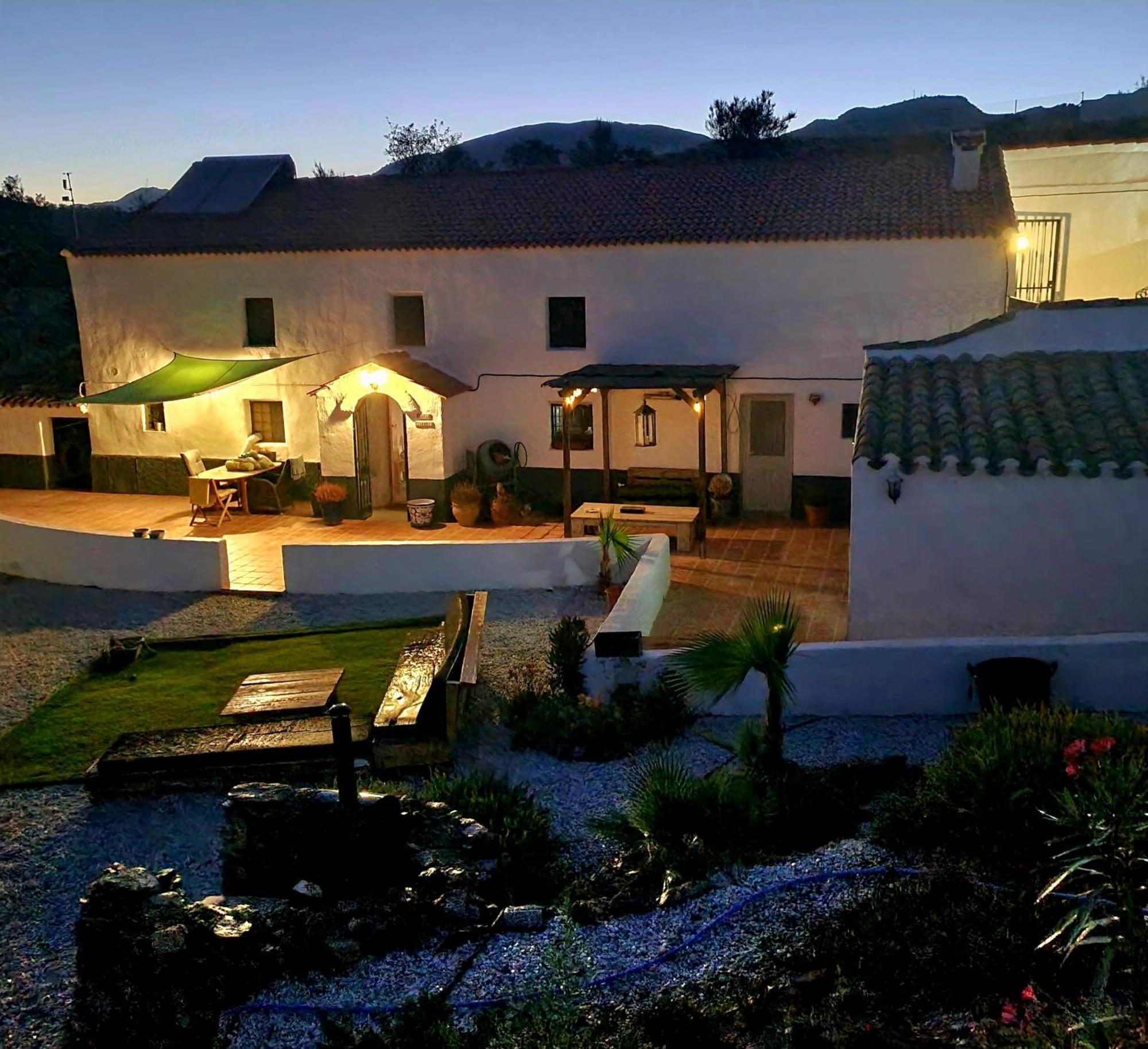 Cortijo Naturista Con Vistas-Clothing Optional Oria Bagian luar foto
